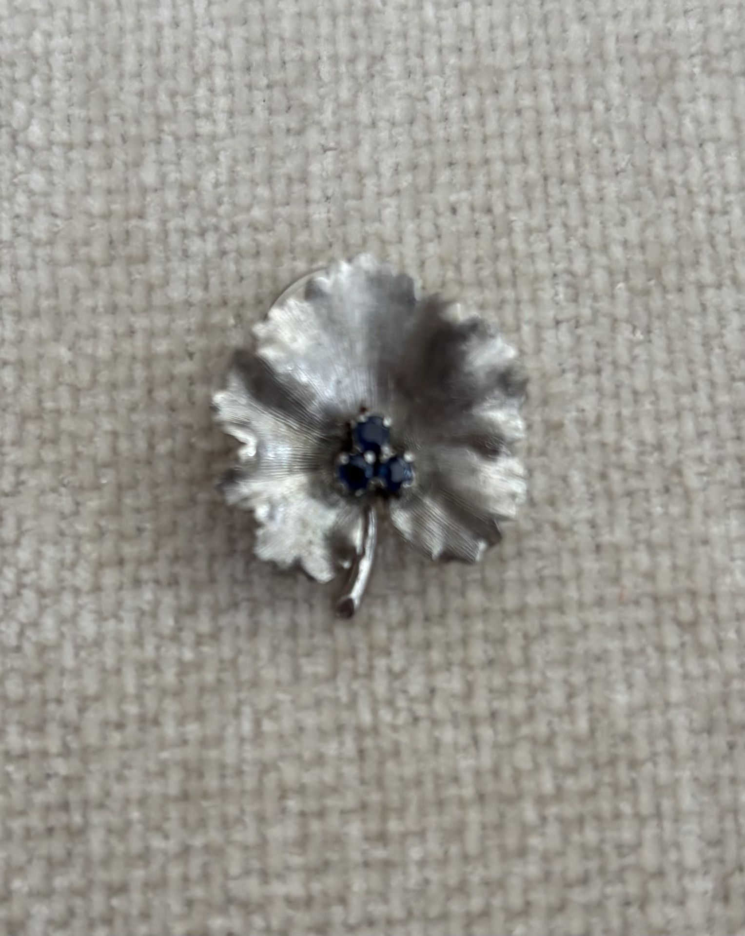Silver & Garnet Lapel Pin / Broach