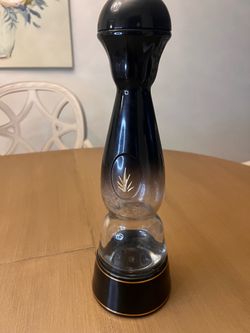 Gold edition Clase Azul bottle