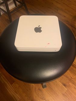 Apple AirPort Extreme Wireless Router