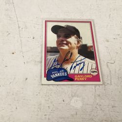 1981 Topps Signed Gaylord Perry 