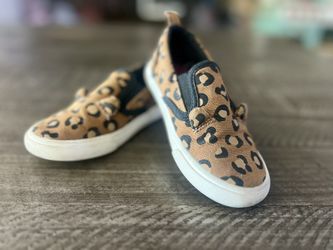 Toddler, Girls Shoes Size 8 Old Navy Cheetah Print