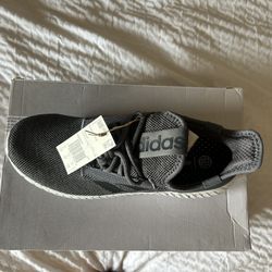 Men’s Tennis Shoes