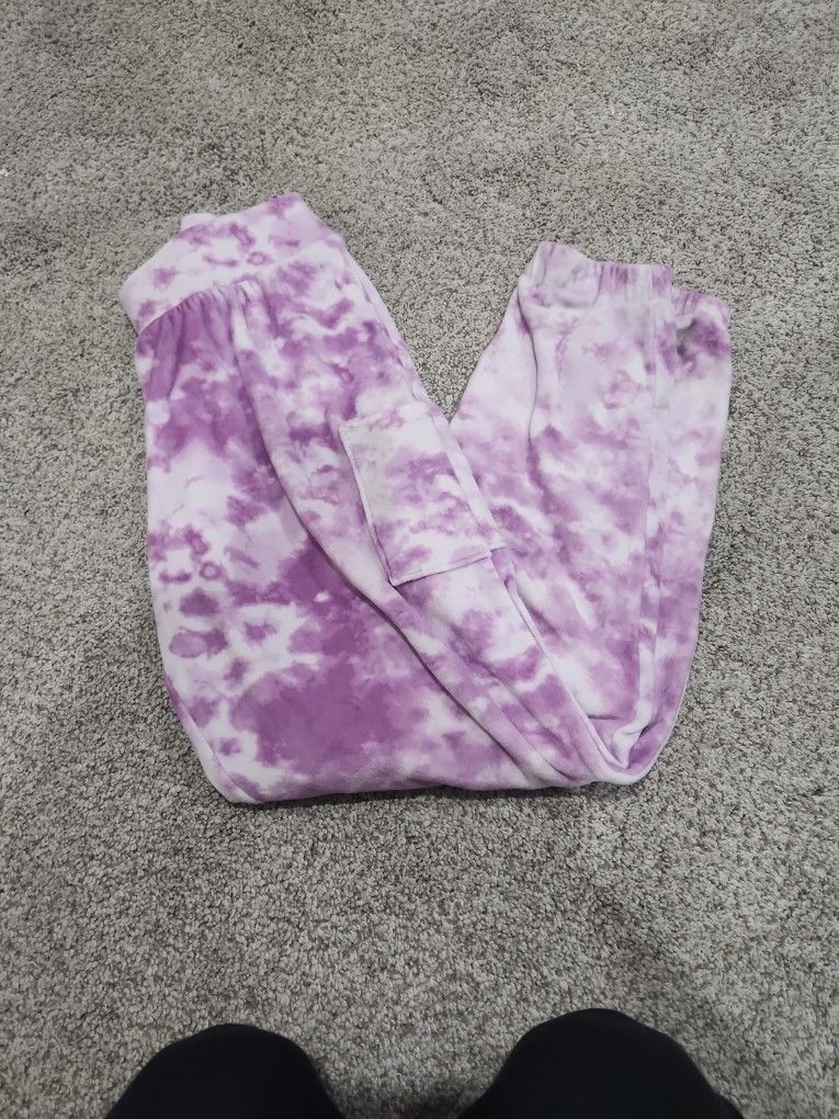Girls Size 10/12 Yes Available