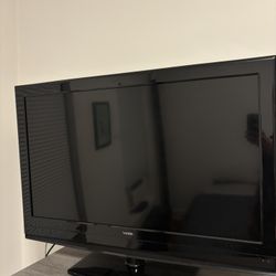 37 inch HD TV (Viore)