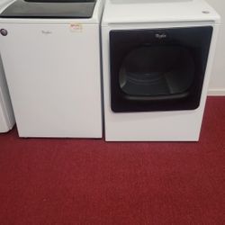 Whirlpool Cabrio Washer Machine And Dryer 