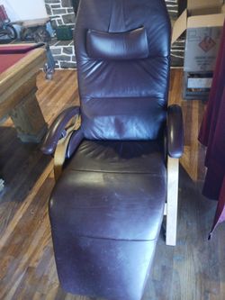 Zero gravity chair
