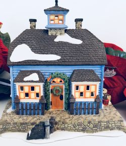 Dept 56 New England Village Series 1995 “Chowder House”