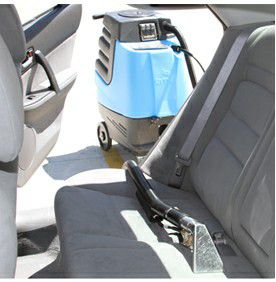 Auto Carpet And Upholstery Shampooing