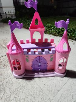 Little People Dollhouse