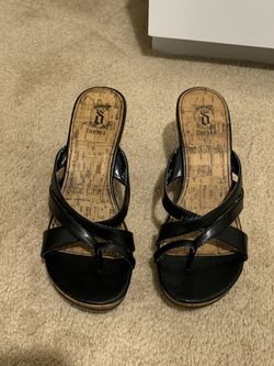 Size 8 1/2 wedges