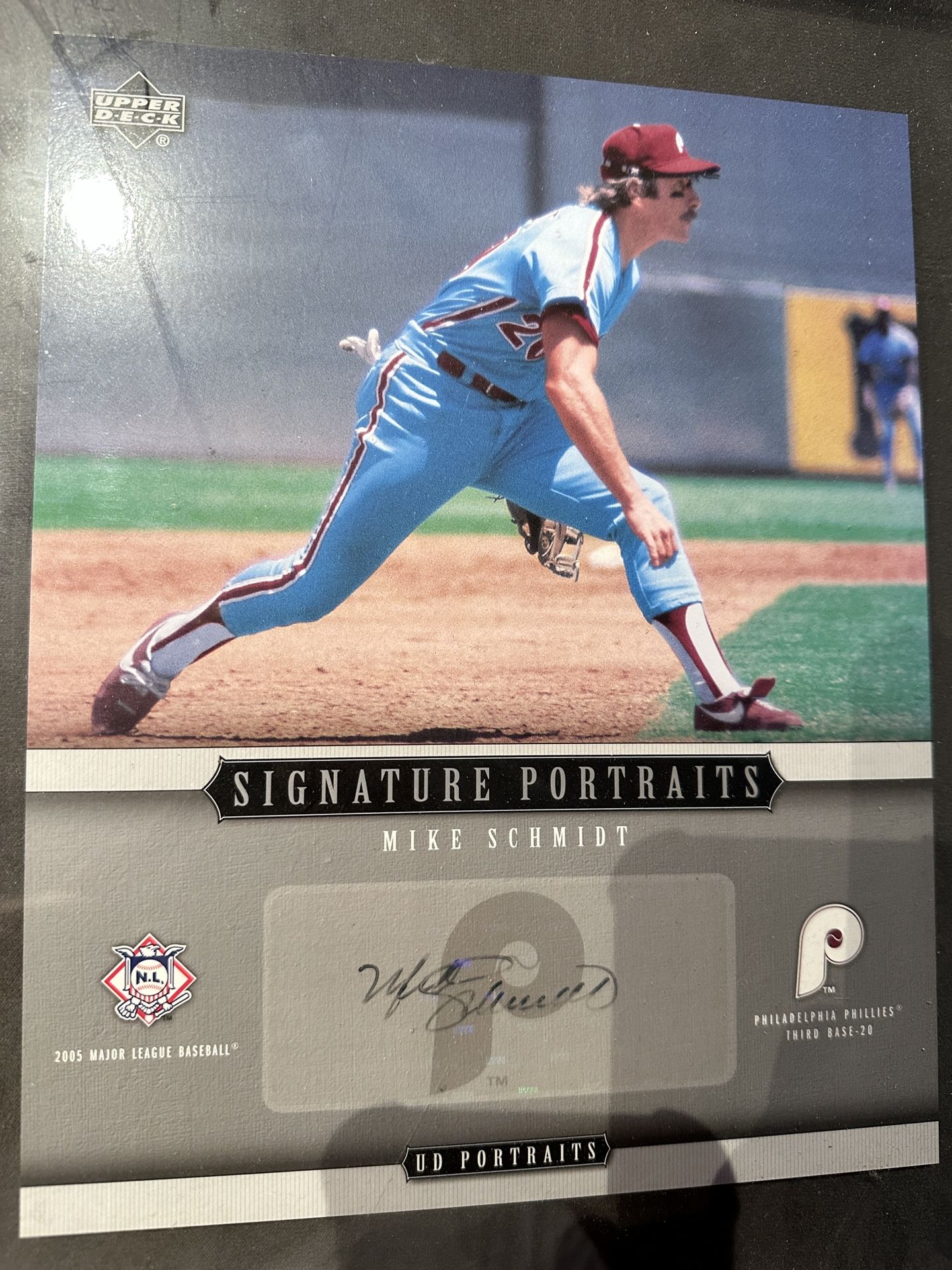 Mike Schmidt 2005 UD Signature Portraits 8x10 Auto Picture / Card Read