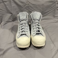 Unisex crushed velvet Converse