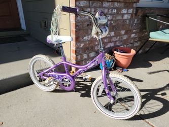 Giant Puddin 16 Tire Little Girls Bike for Sale in Ridgefield WA OfferUp