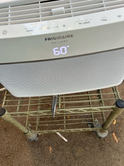 Air conditioner Frigidaire brand