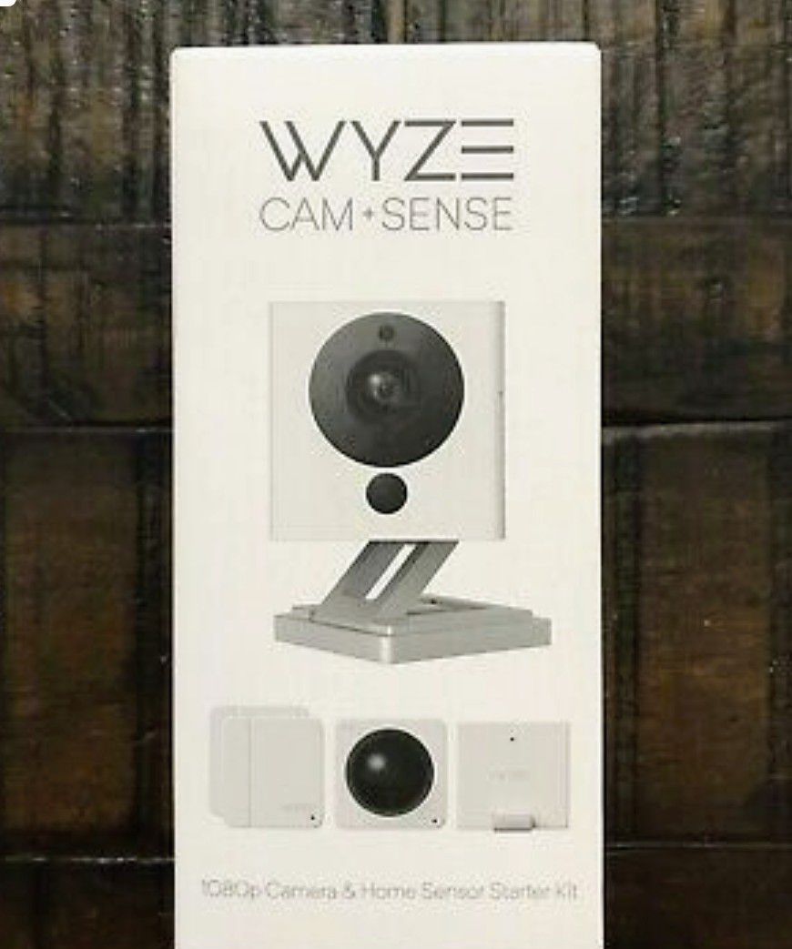 Wyze Cam V2 1080P Indoor Smart Home Camera with wyze Sense Starter Kit