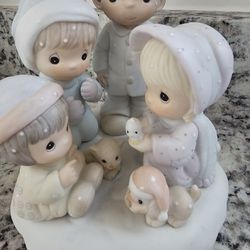 $30.00 - 1988 Precious Moments Musical Collectable, LIKE NEW!