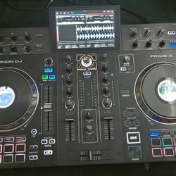 Denon Prime 2 DJ Controller with Hard Case and Cover