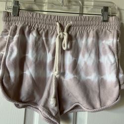 Shorts Size S Universal Thread