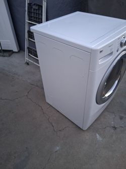 LG Gas dryer working.\n Condition, nothing wrong.