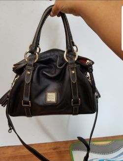 Dooney and bourke satchel