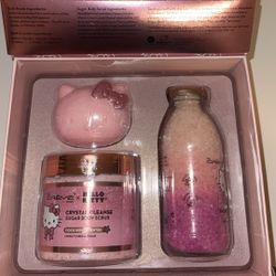 Hello Kitty Bath Set