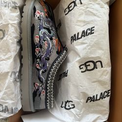 Palace Ugg Size 8M 