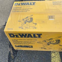 Sliding Miter Saw