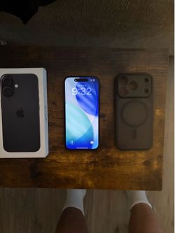 Like New iPhone 16