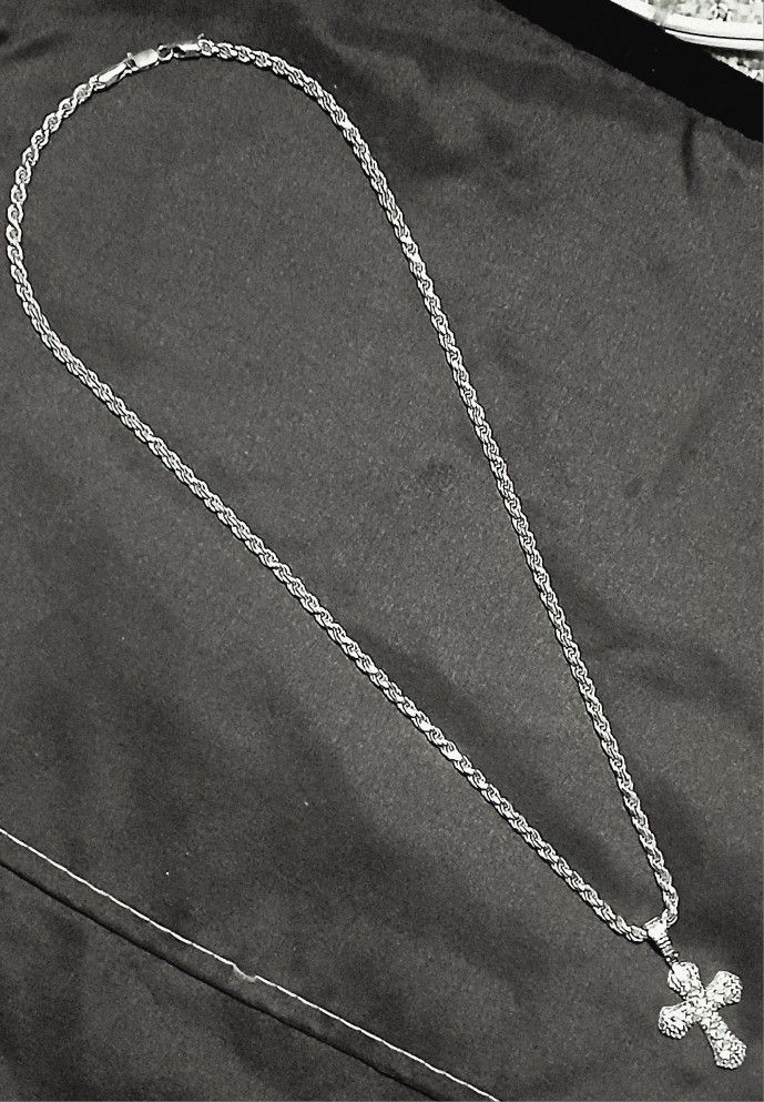 24"inch 4mm Solid 925 Silver Diamond Cut Twisted Rope Chain With 18k Over 925 Silver Pendent, Diamonds Are Real
