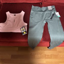 leggings And Sports Bra 