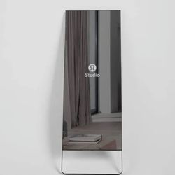 Lululemon MIRROR Home Gym 