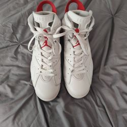 JORDAN 6 