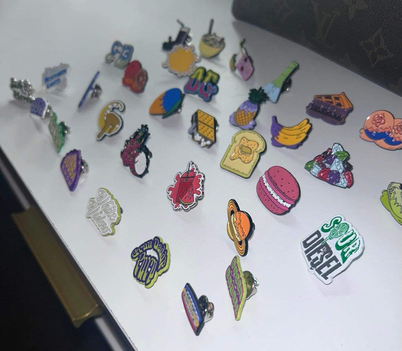 Gelato Metal Pins