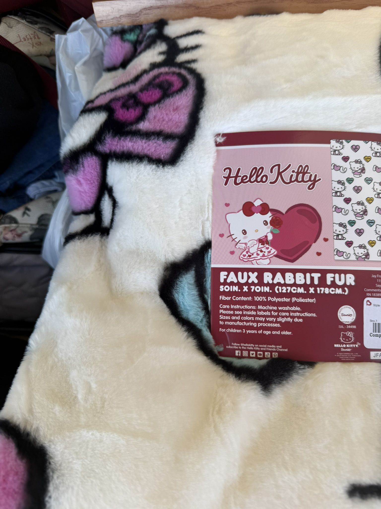 Hello Kitty blanket