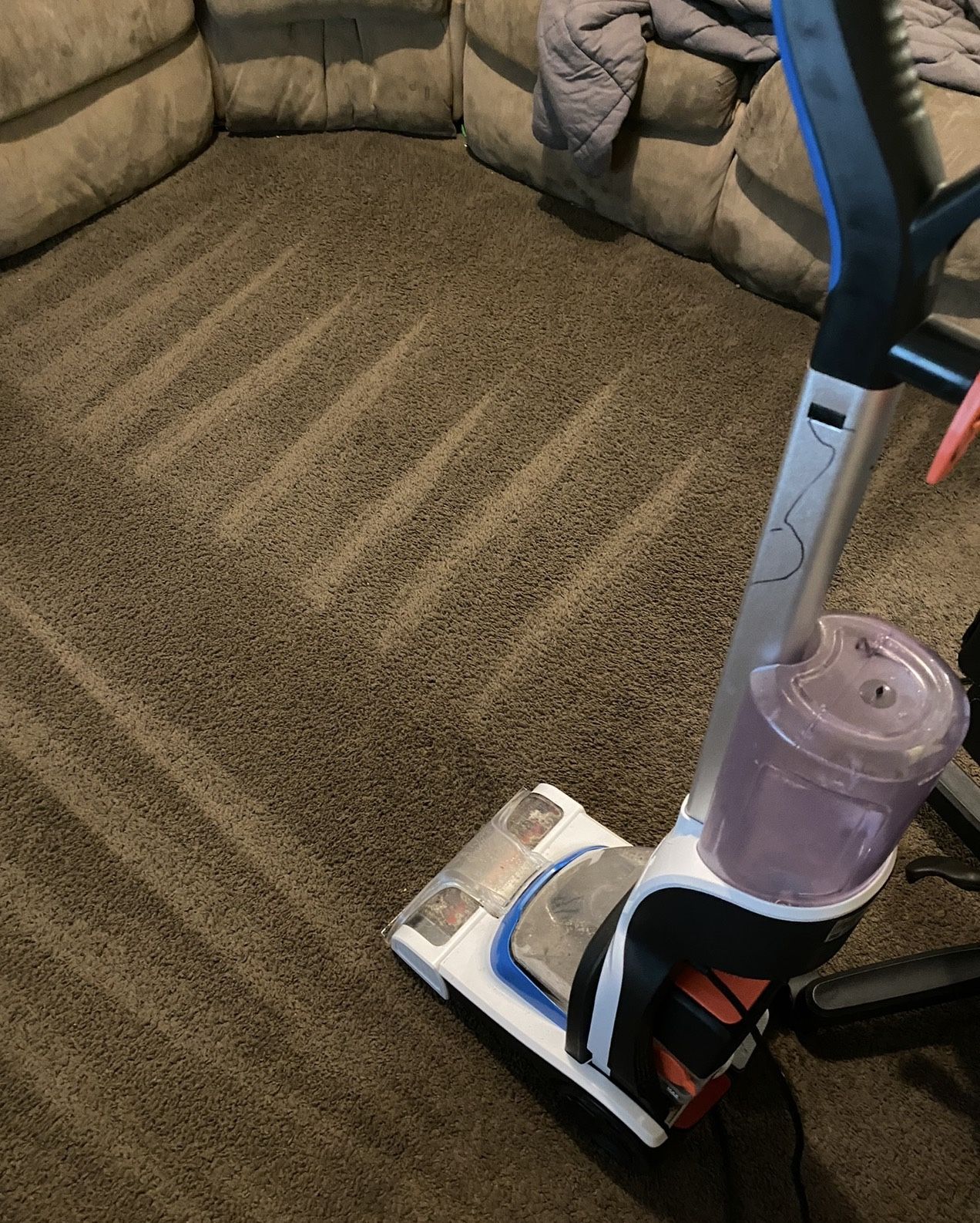 Hoover PowerDash Pet lightweight carpet cleaner