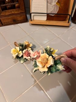 Set of 2 vintage Capodimonte candle holders