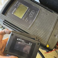 Blue Sea Systems 7532 P12 Battery Charger, 40A, 12VDC And Screen