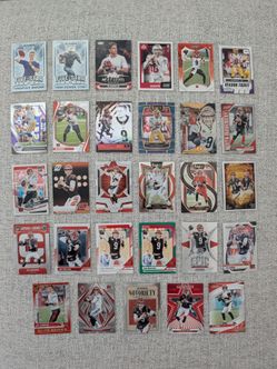Joe Burrow Football Card Lot of 29 Total DIFFERENT HIGH GRADE Cincinnati Bengals Rookie