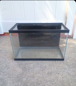 Reptile Tank Fish Tank 10 Gallon No Leaks, No Chips, Cracks