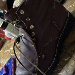 Carolina Boots Number 11 New 200$ Or Best Offert 