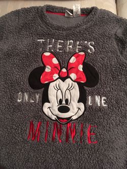 Minnie Mouse shirt