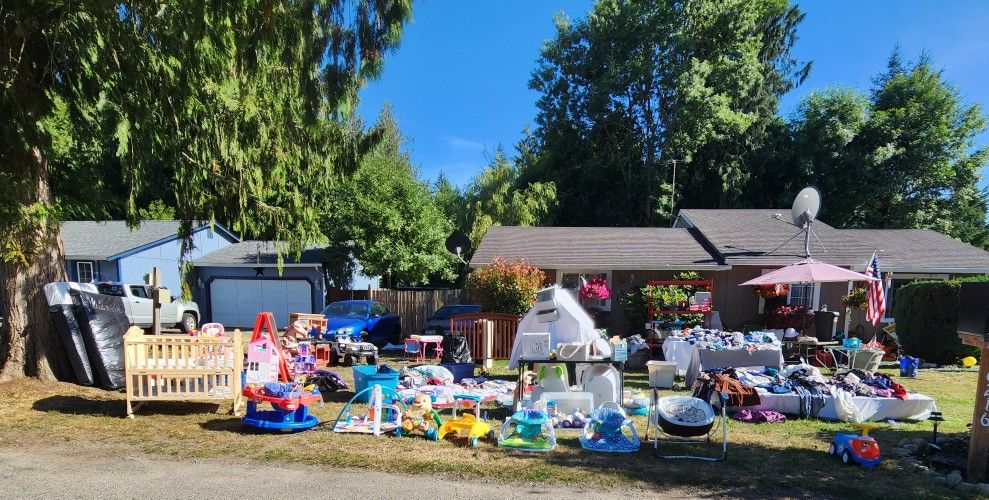 Yard Sale - Roy
