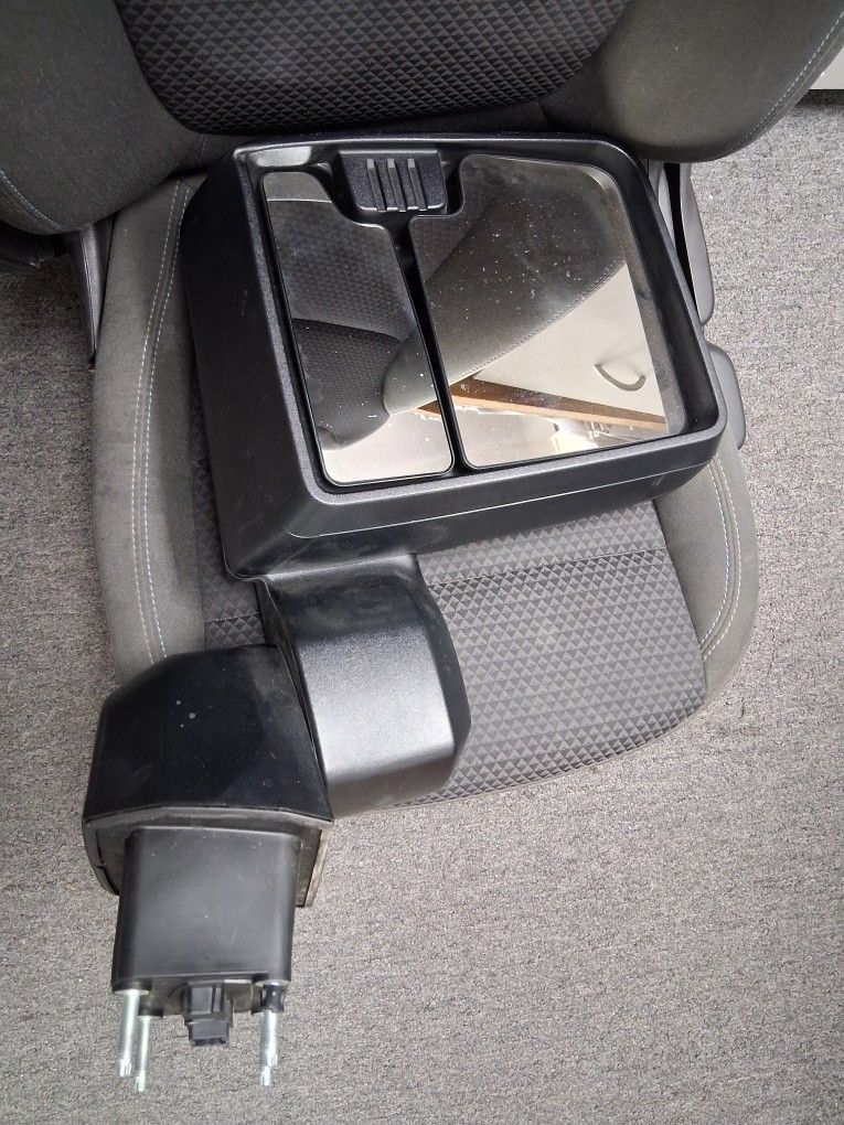 Tow Mirror LH(Driver side) for 2019-2024 Silverado, Sierra, 2500HD 3500HD