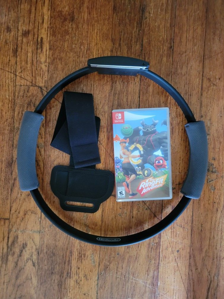 Nintendo Switch - Ring Fit Adventure Complete