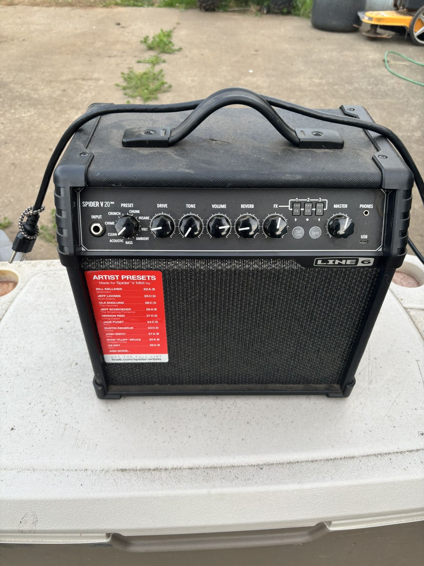Line 6 Spider V20 Small Practice Amp