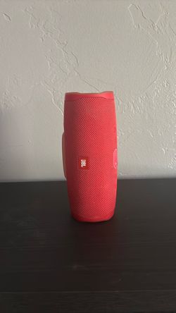 JBL Charge 4 Bluetooth speaker