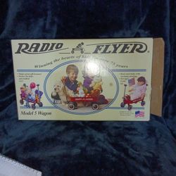 Radio Flyer Model 5 Small Wagon Doll Size