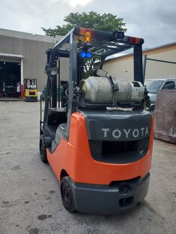 Toyota forklift 2016