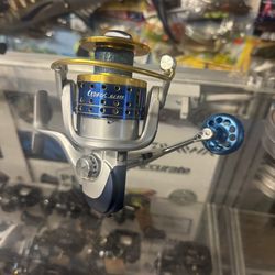 Okuma Cedros Cj55S Salt Water Spinning Reel. Like New.