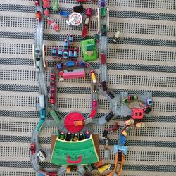 Thomas and Friends  Magnetic set with track and tons Of Trains